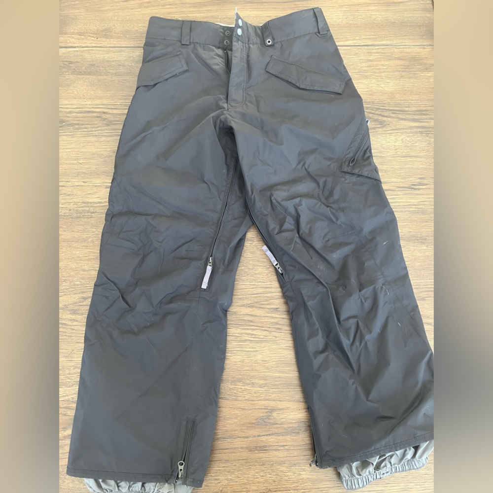 Burton Mens Snowboarding/Ski pants, new condition